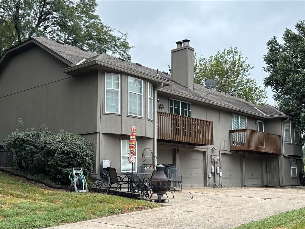 1113 NW 12th Street, Blue Springs, MO: listing photo 3