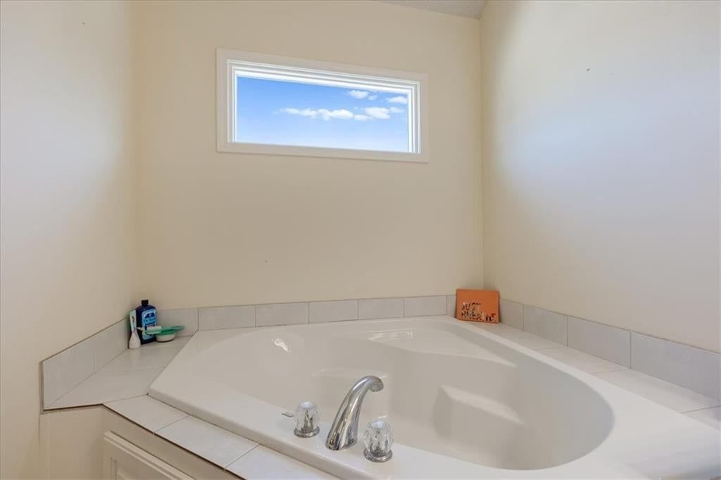 11461 Parkview Avenue — photo 15