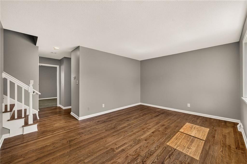 Photo 11 of 55 - 9591 Outlook Drive, Overland Park, KS 66207