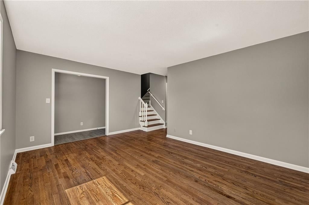 Photo 12 of 55 - 9591 Outlook Drive, Overland Park, KS 66207