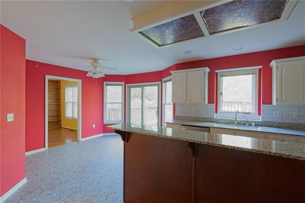 2810 Gill Avenue — photo 19