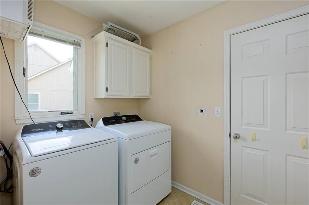 2810 Gill Avenue — photo 23