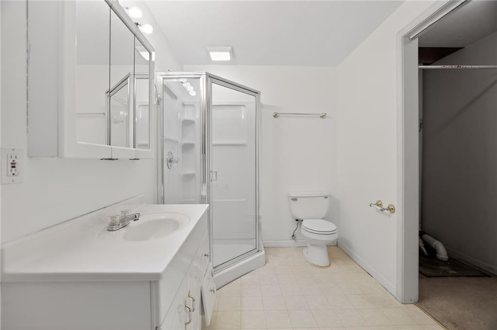 2810 Gill Avenue — photo 50