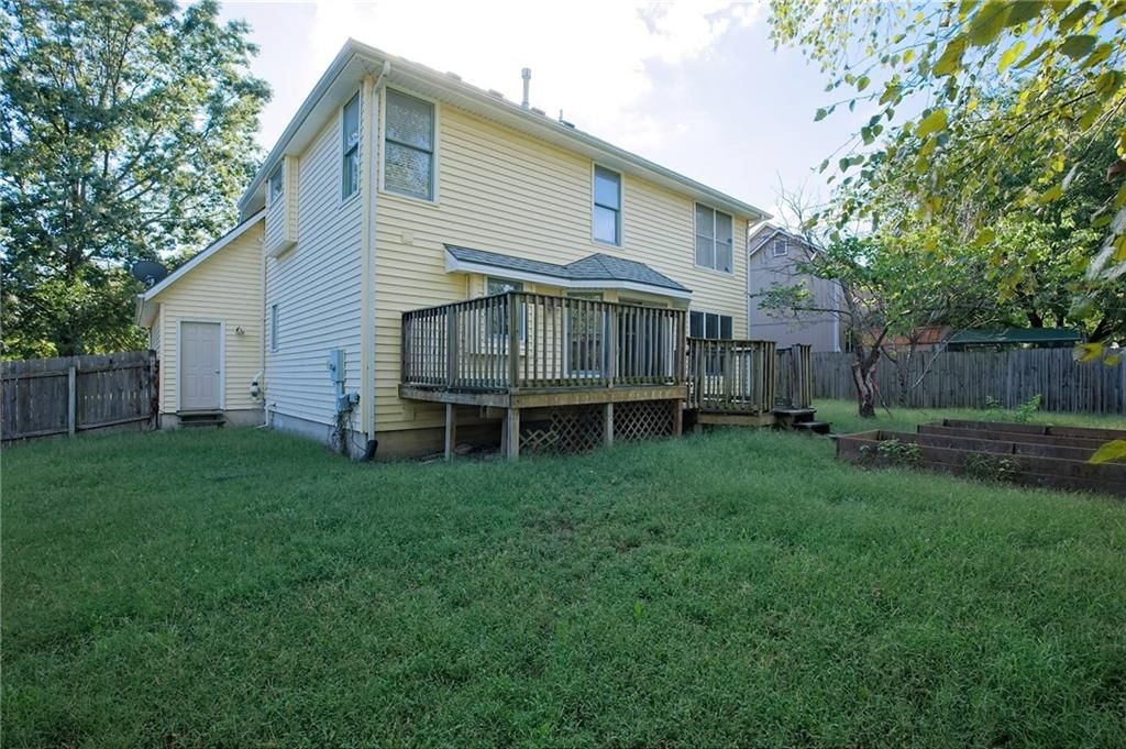 2810 Gill Avenue — photo 51