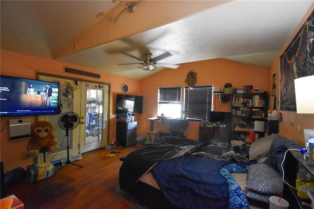 202 N 6th Street — photo 13