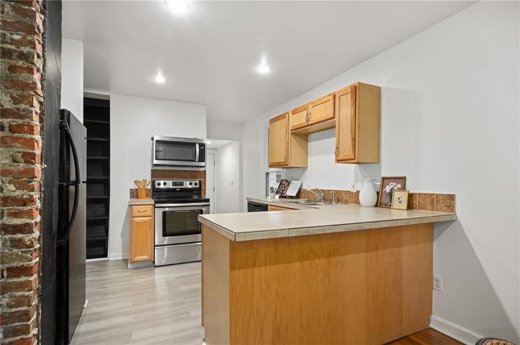 1406 W 45th Street — photo 14