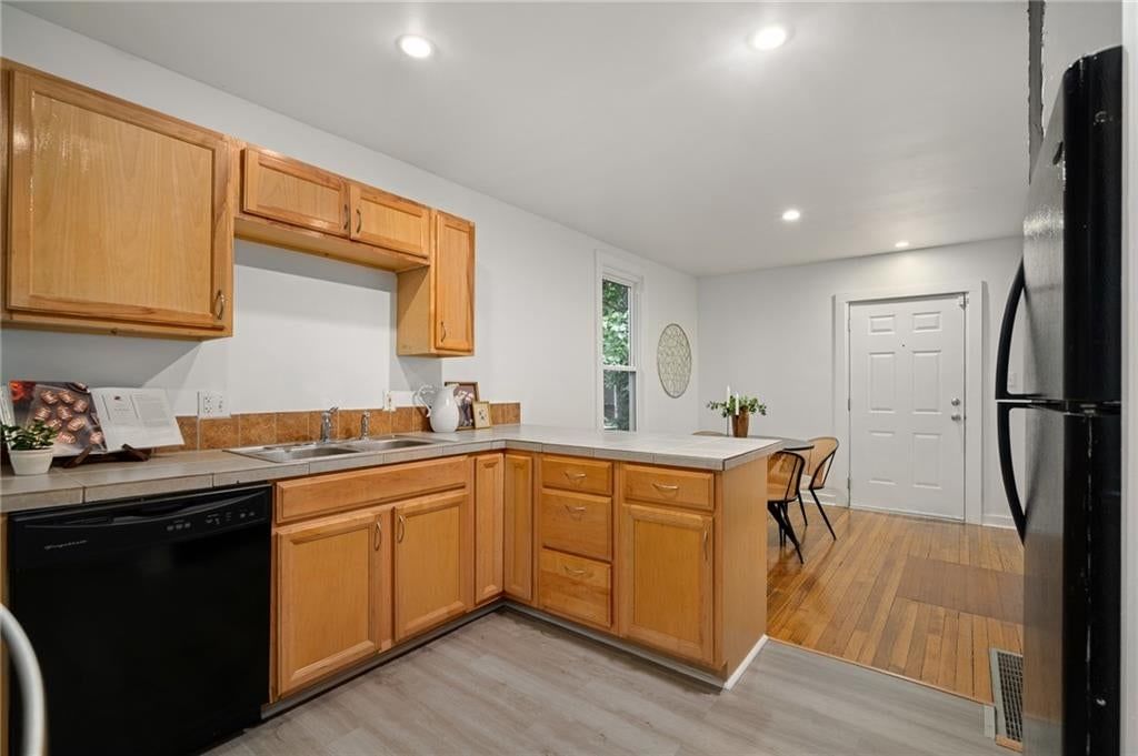 1406 W 45th Street — photo 17