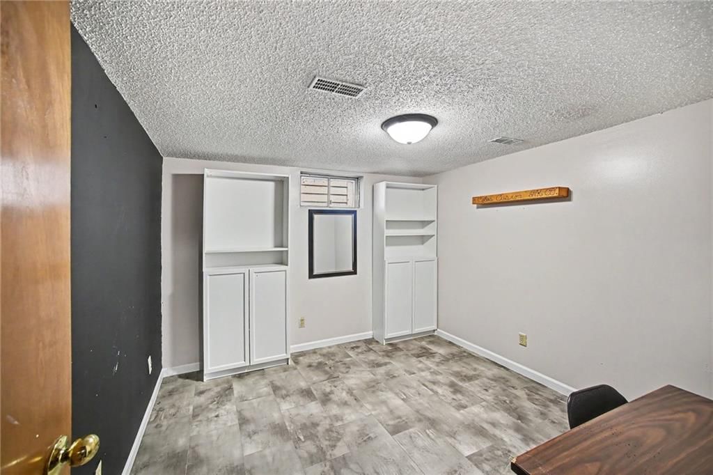 2609 Faraon Street — photo 10