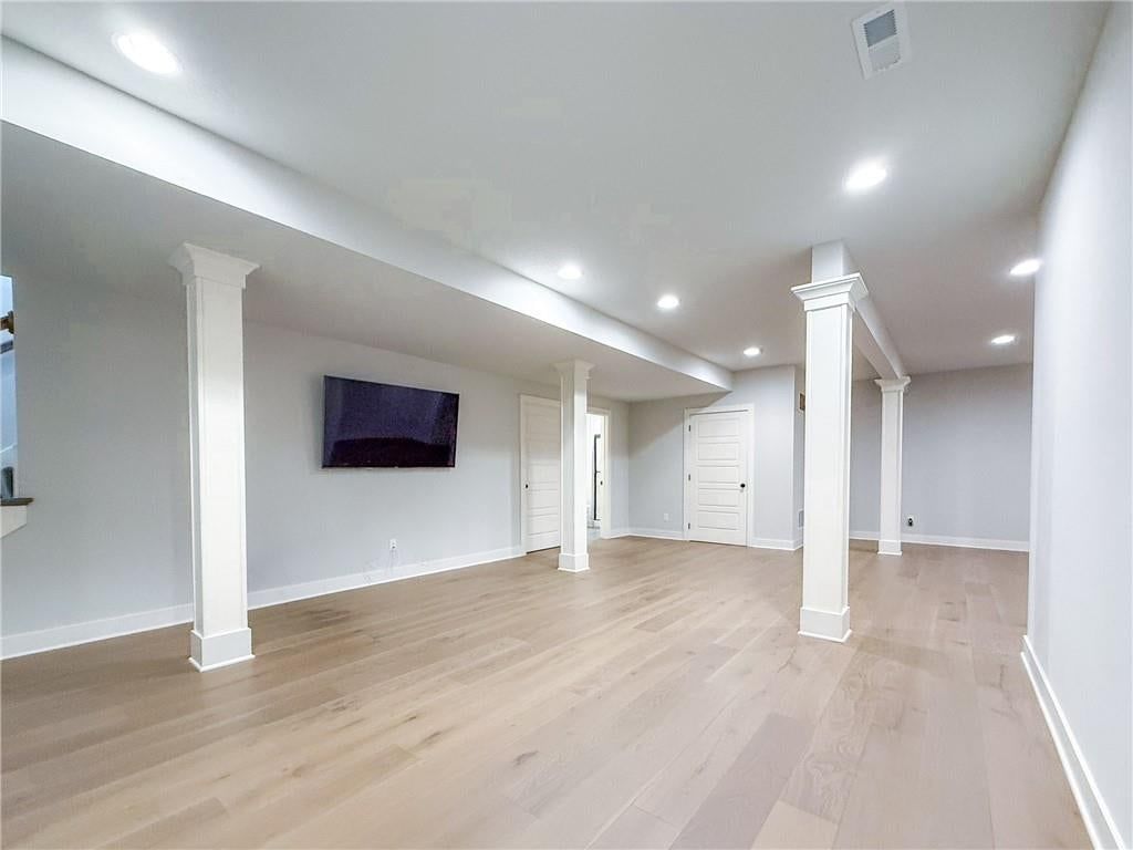 1710 E 127th Terrace — photo 32