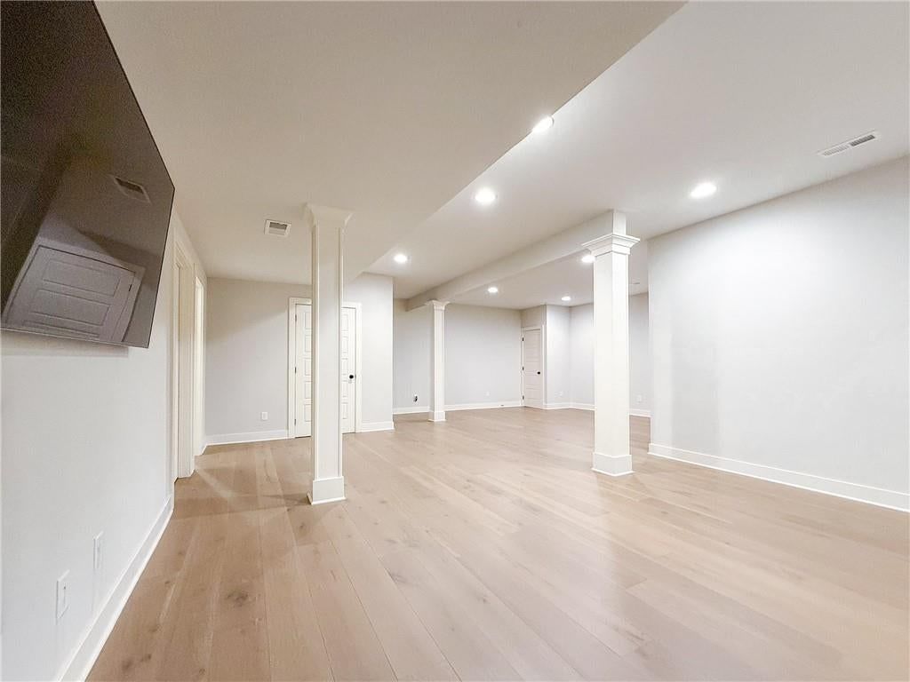 1710 E 127th Terrace — photo 33