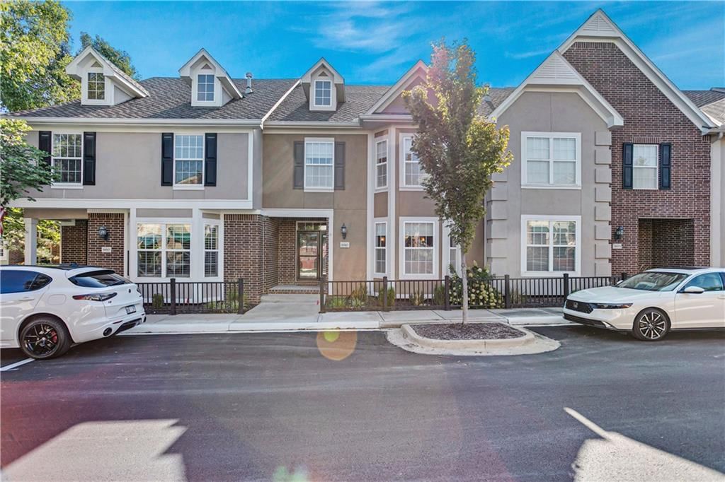 16067 S BROOKFIELD Street, Olathe, KS: listing photo 2