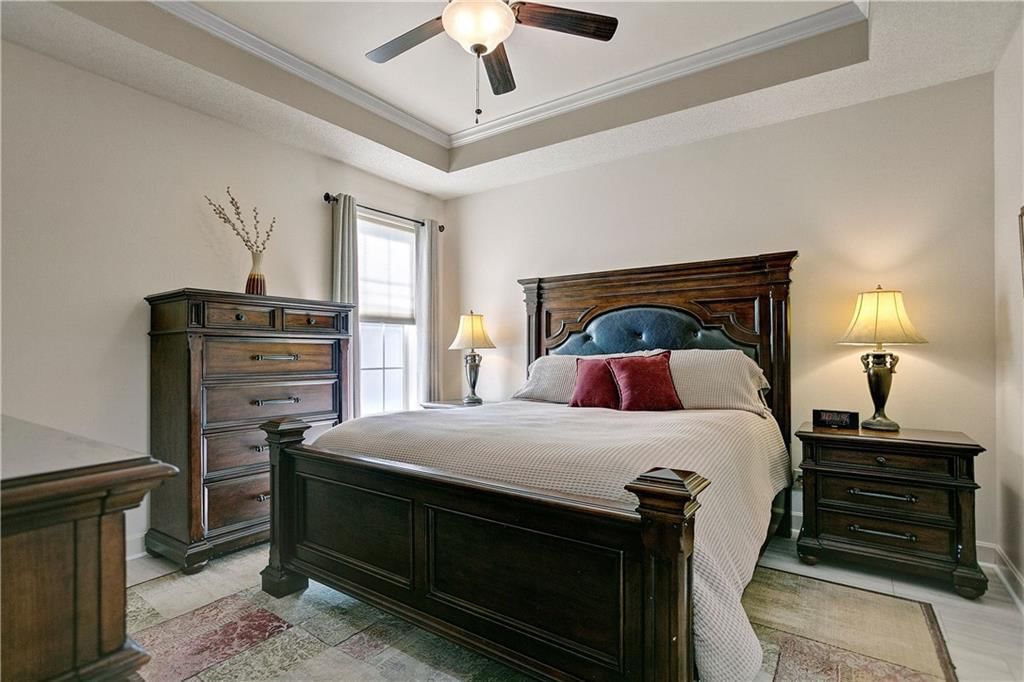 Photo 19 of 33 - 16067 S BROOKFIELD Street, Olathe, KS 66062