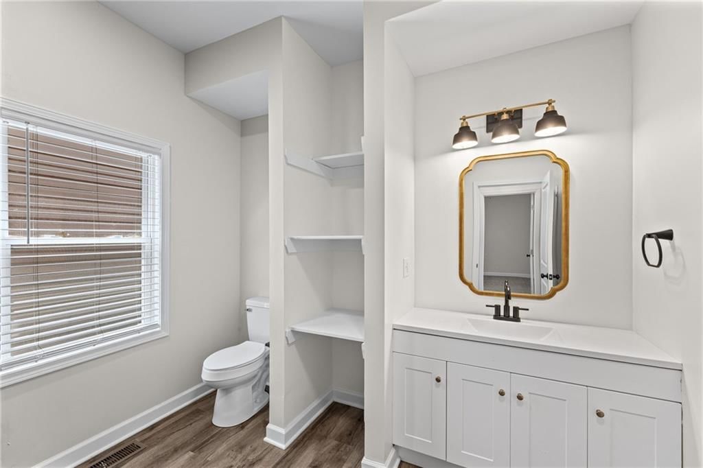 Photo 19 of 24 - 11 S Tremont Street, Kansas City, KS 66101