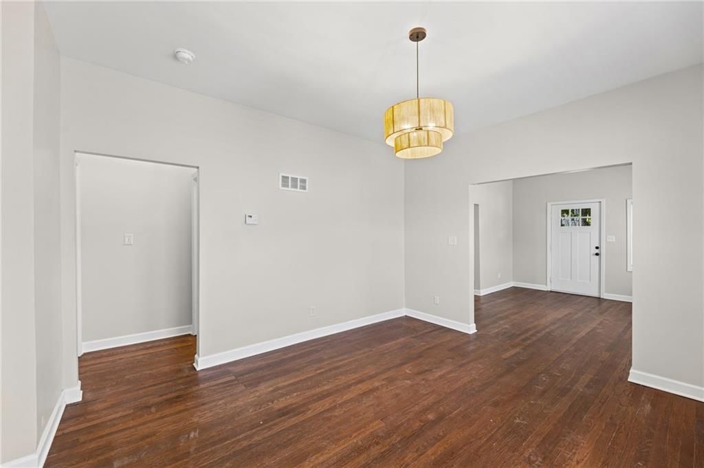 Photo 5 of 24 - 11 S Tremont Street, Kansas City, KS 66101