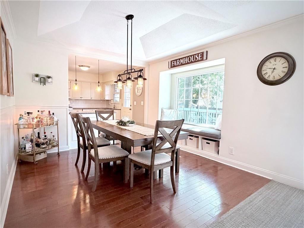 407 Linden Place — photo 6