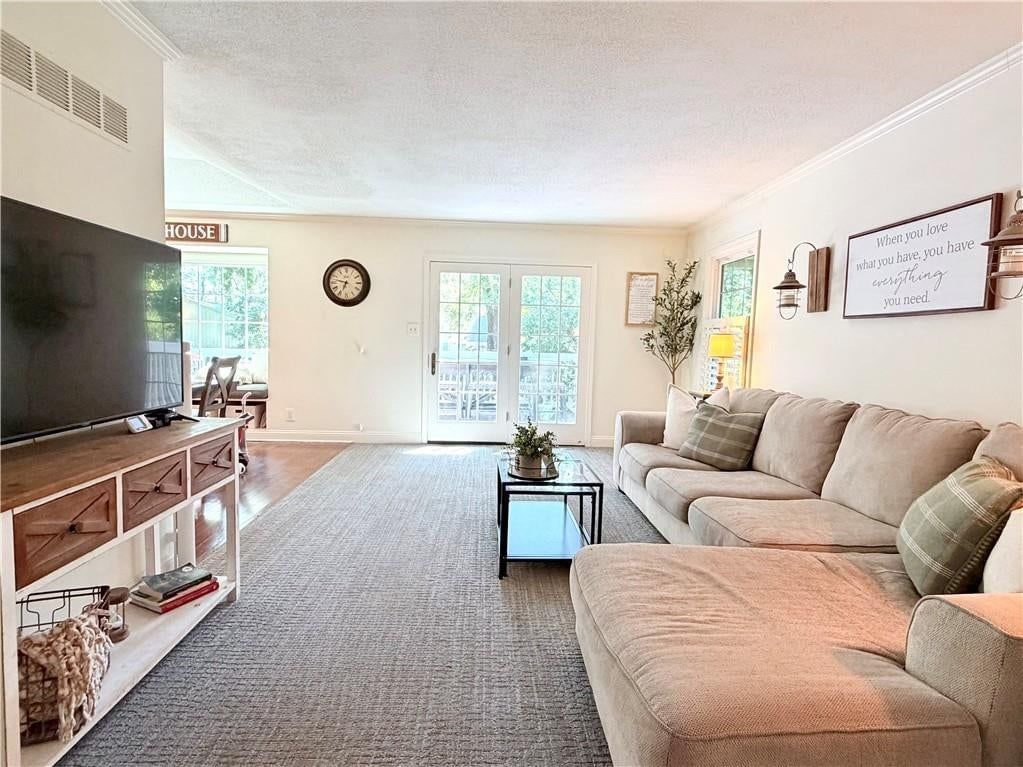 407 Linden Place — photo 10