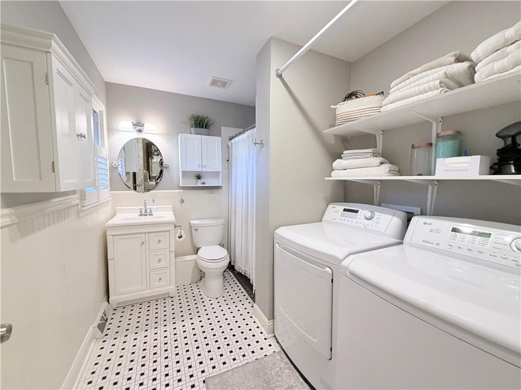 407 Linden Place — photo 16