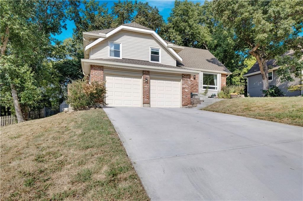 7910 Rene Street — photo 37