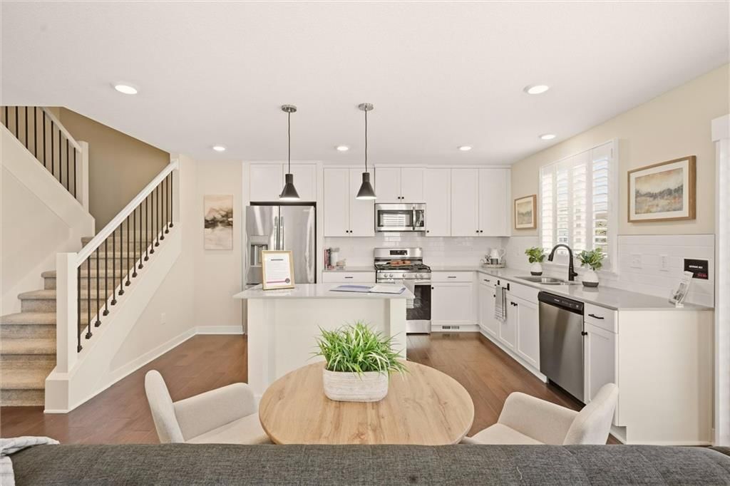 3727 SW Clayton Place — photo 8