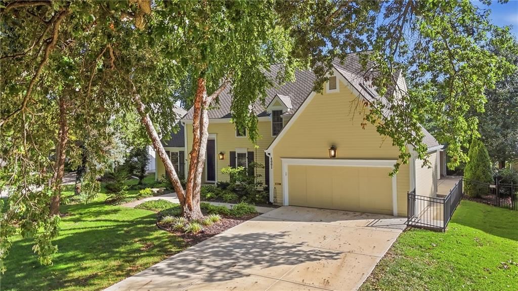 Photo 78 of 84 - 4001 W 101st Terrace, Overland Park, KS 66207