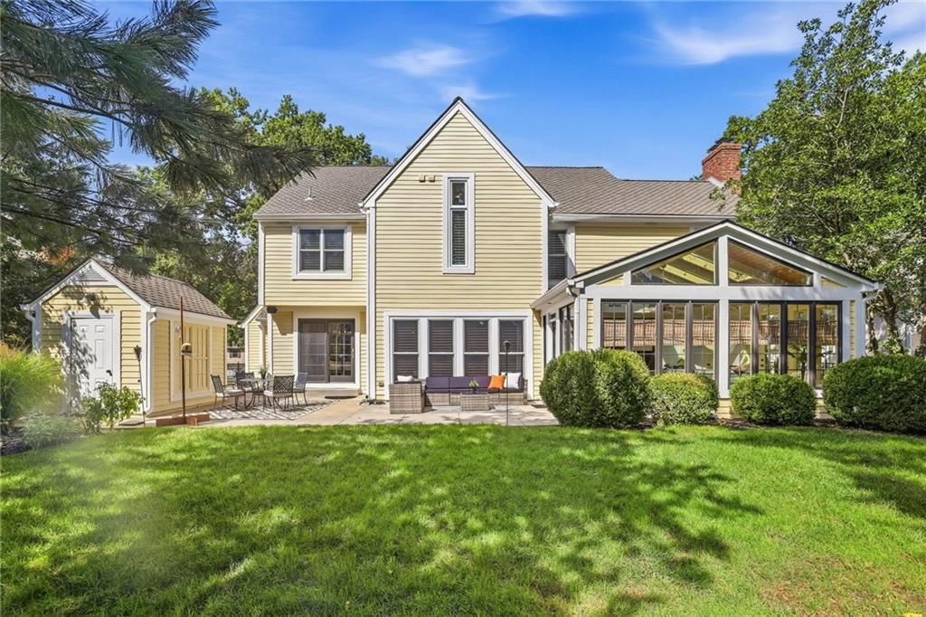 Photo 75 of 84 - 4001 W 101st Terrace, Overland Park, KS 66207