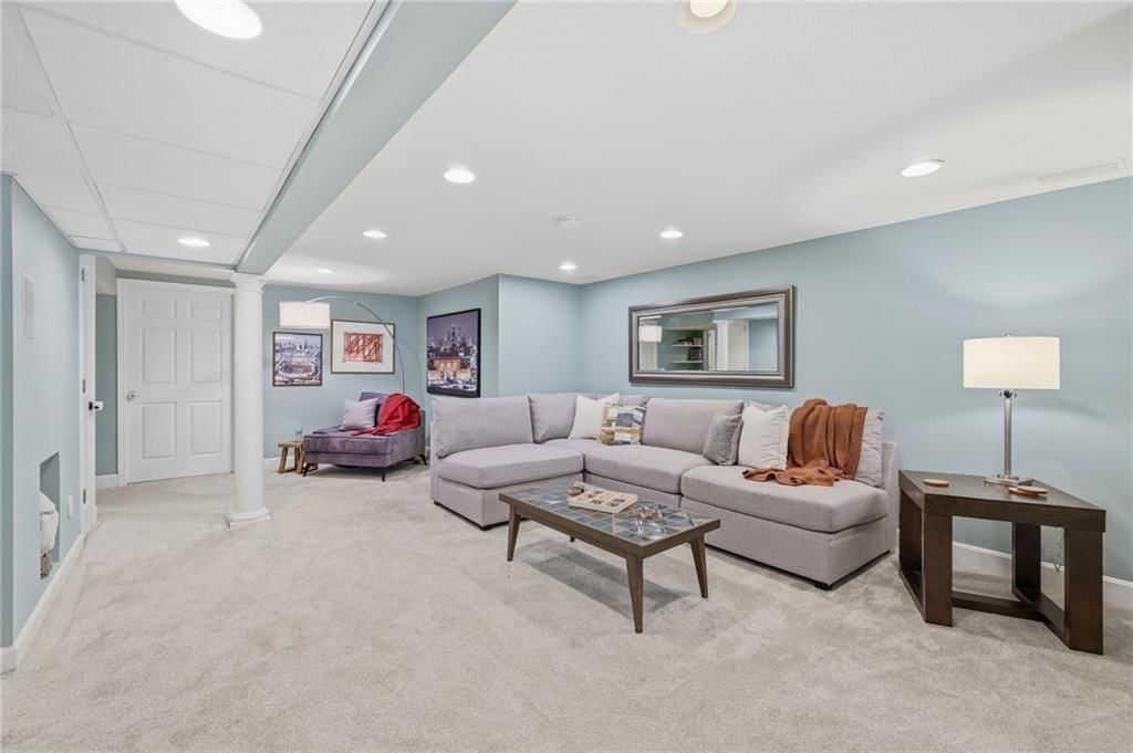 Photo 66 of 84 - 4001 W 101st Terrace, Overland Park, KS 66207