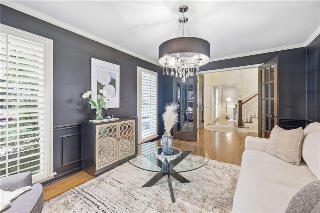 Photo 12 of 84 - 4001 W 101st Terrace, Overland Park, KS 66207