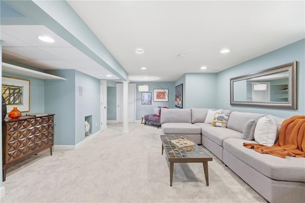 Photo 67 of 84 - 4001 W 101st Terrace, Overland Park, KS 66207