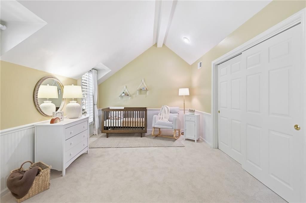 Photo 52 of 84 - 4001 W 101st Terrace, Overland Park, KS 66207