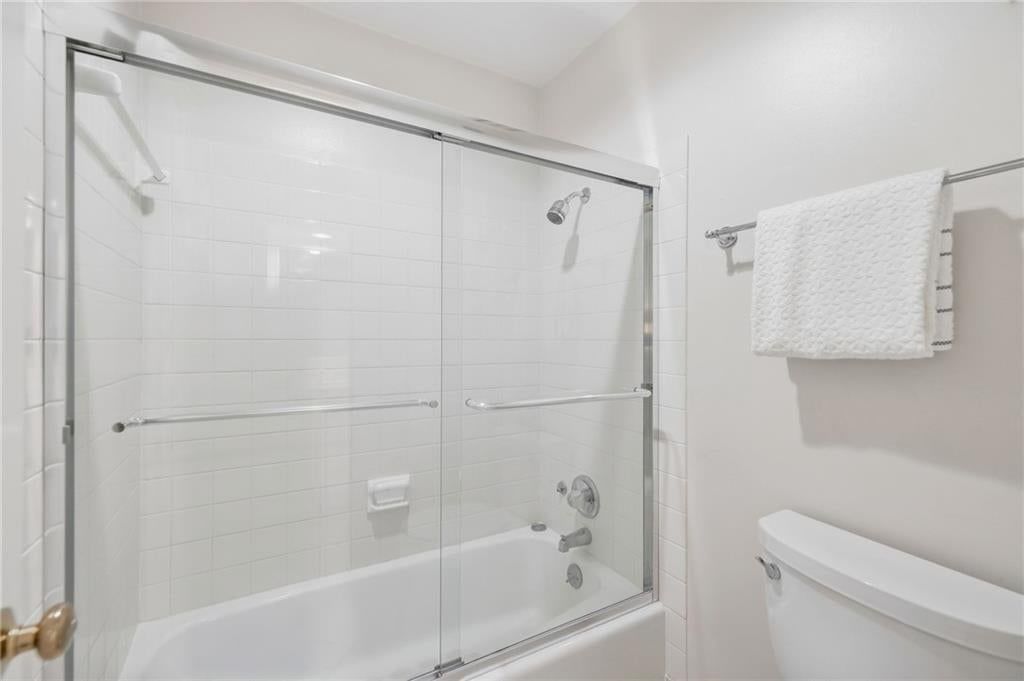 Photo 55 of 84 - 4001 W 101st Terrace, Overland Park, KS 66207