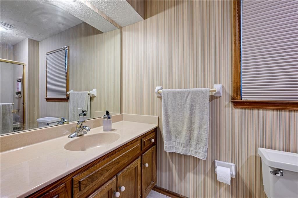 8017 W 115th Terrace — photo 53