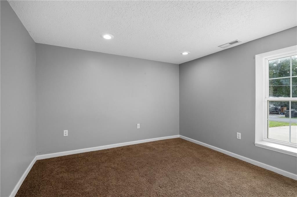 3325 Locust Street — photo 22