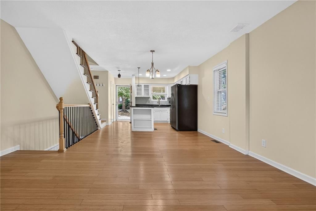 9553 PERRY Lane — photo 16