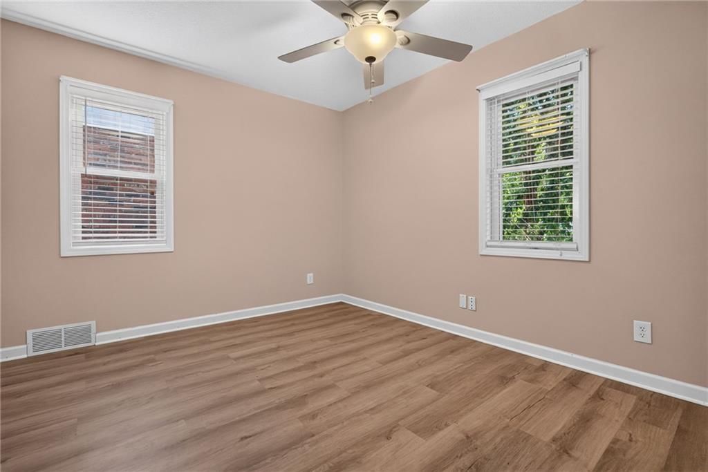 9553 PERRY Lane — photo 23