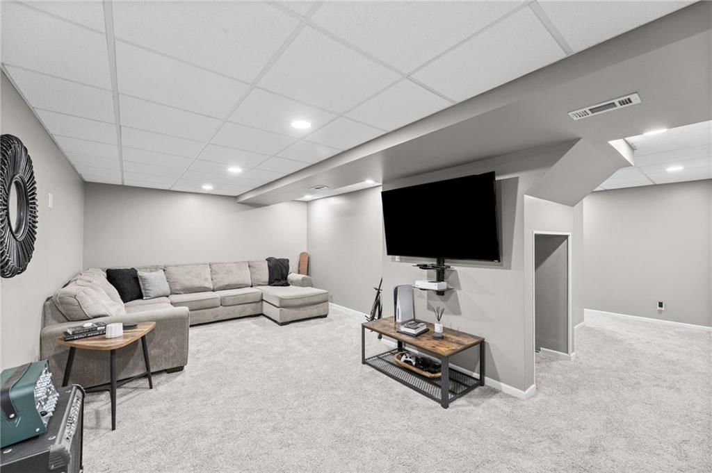 15247 S Roth Drive — photo 34