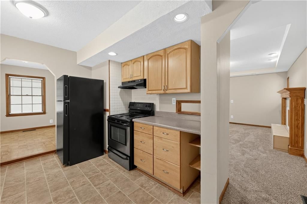 9816 Bellaire Street — photo 12