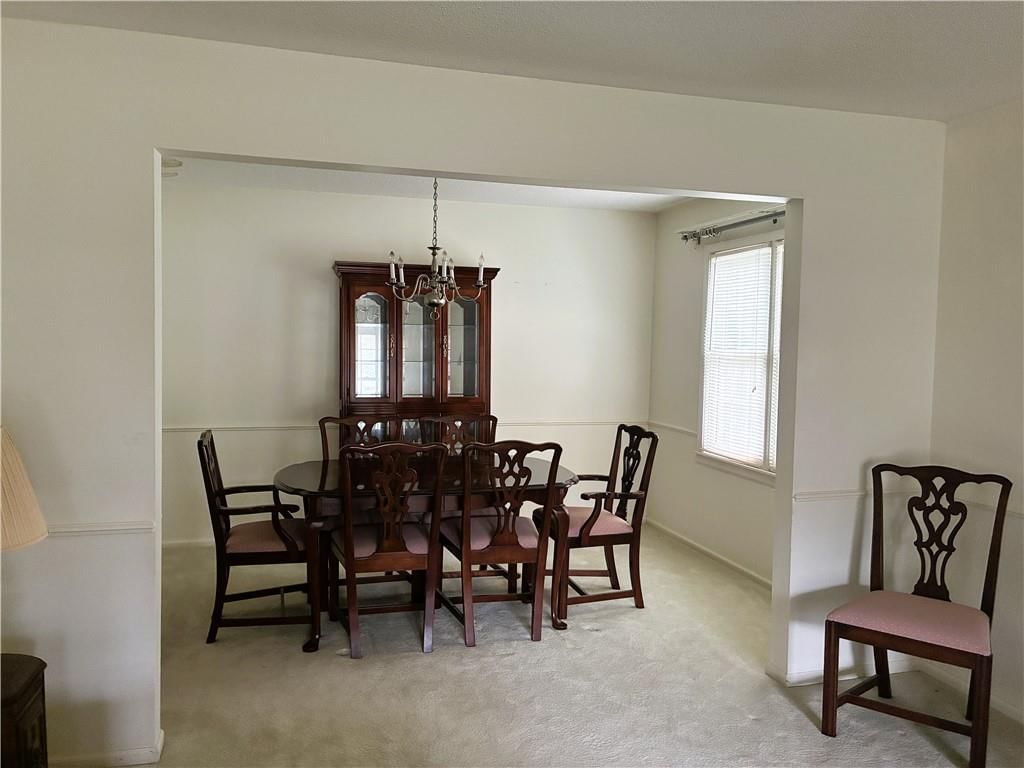 1212 SW Horizon Drive, Blue Springs, MO: listing photo 3