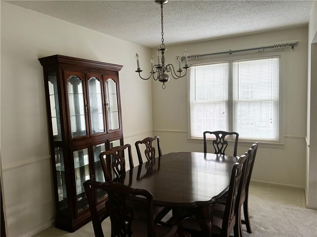 Photo 10 of 26 - 1212 SW Horizon Drive, Blue Springs, MO 64015