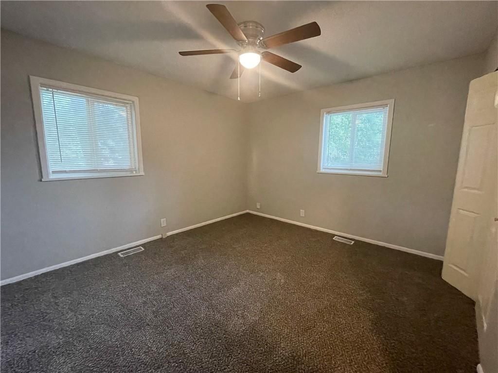 18904 E Arrowhead Drive — photo 9