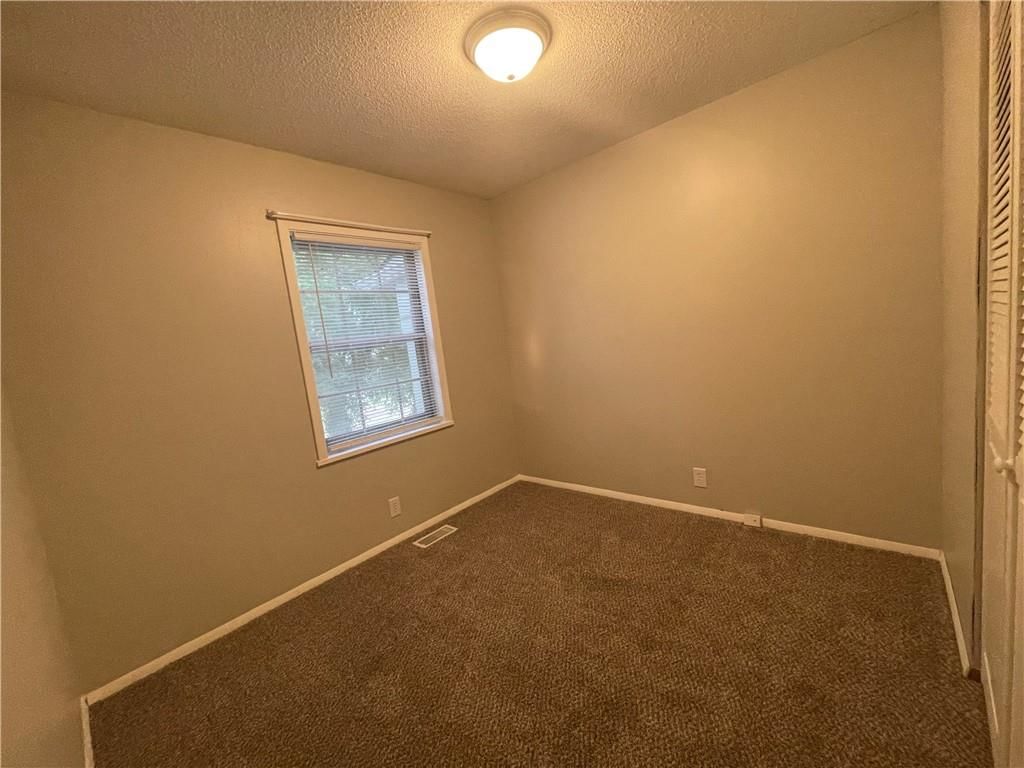 18904 E Arrowhead Drive — photo 12