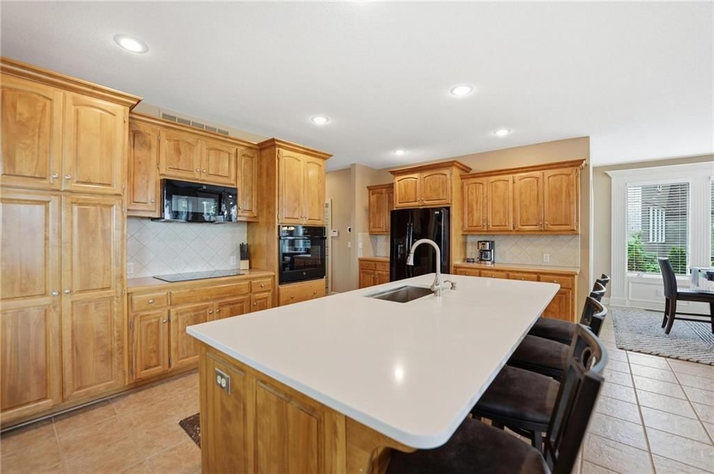 20733 W 92nd Street — photo 16