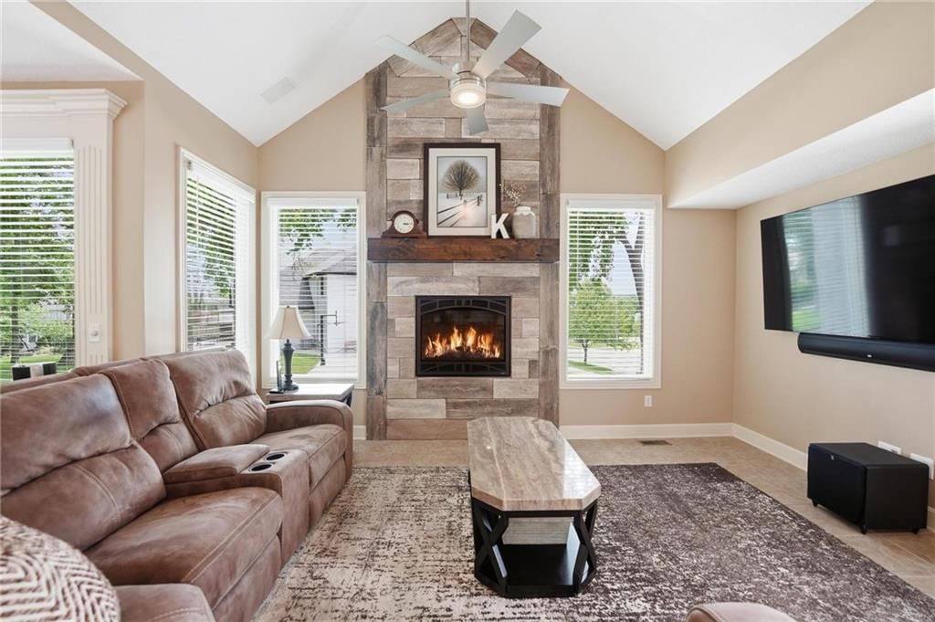 20733 W 92nd Street — photo 23