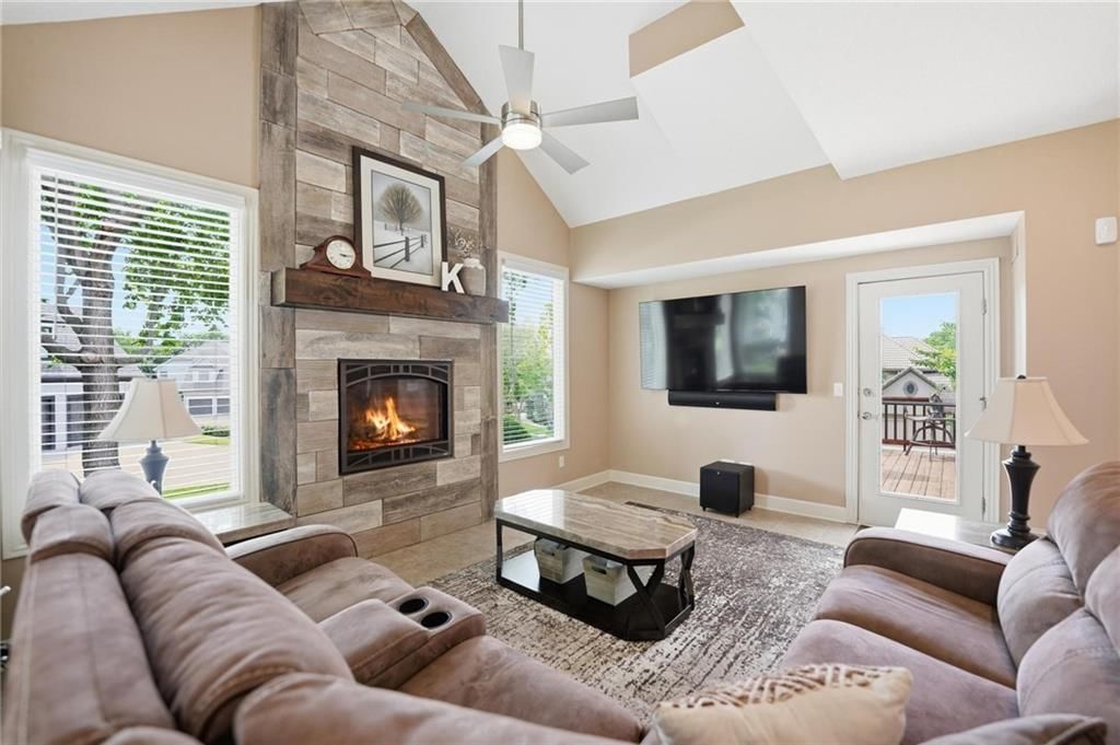 20733 W 92nd Street — photo 25