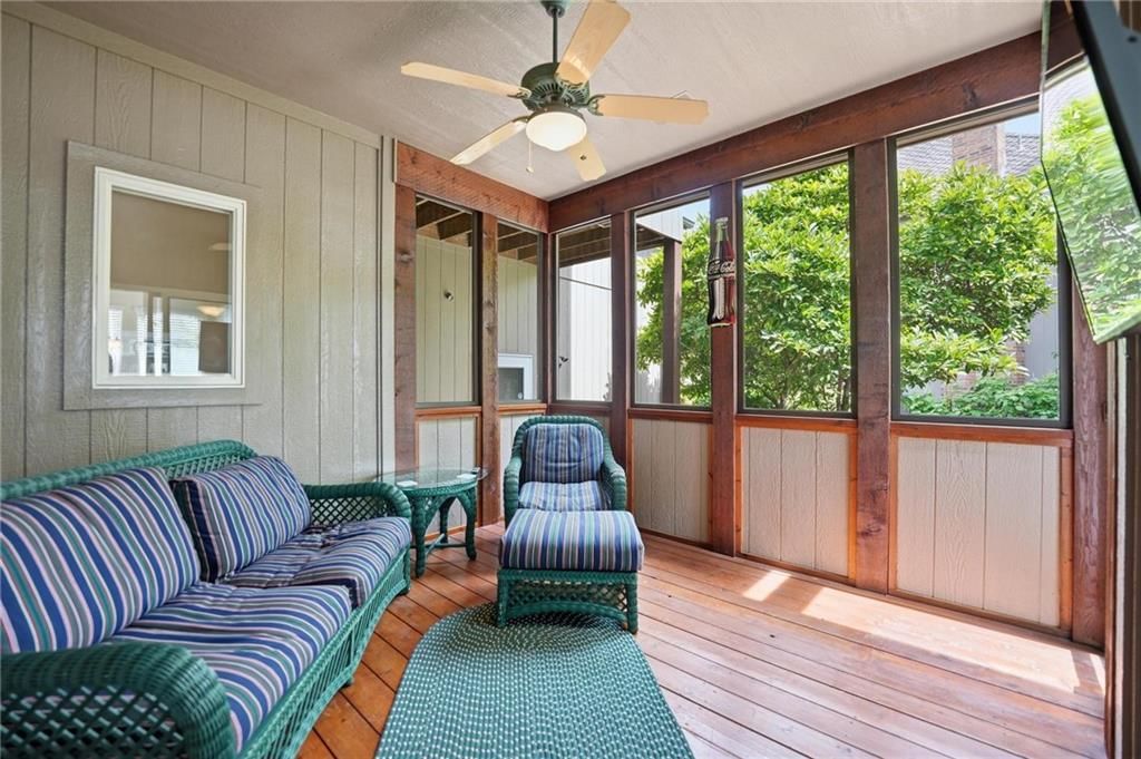 20733 W 92nd Street — photo 33