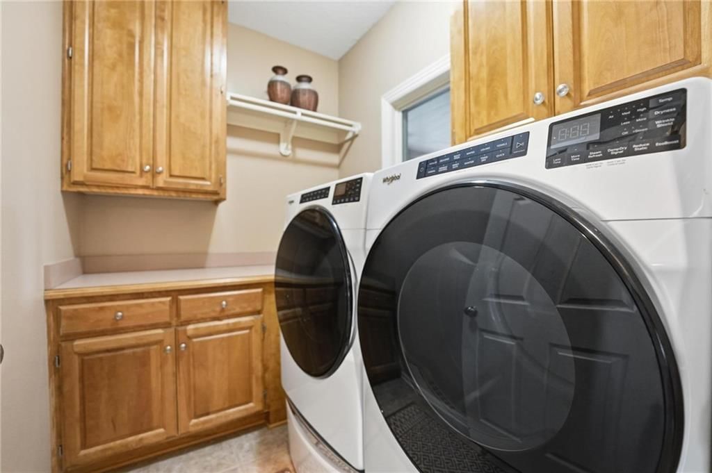 20733 W 92nd Street — photo 38