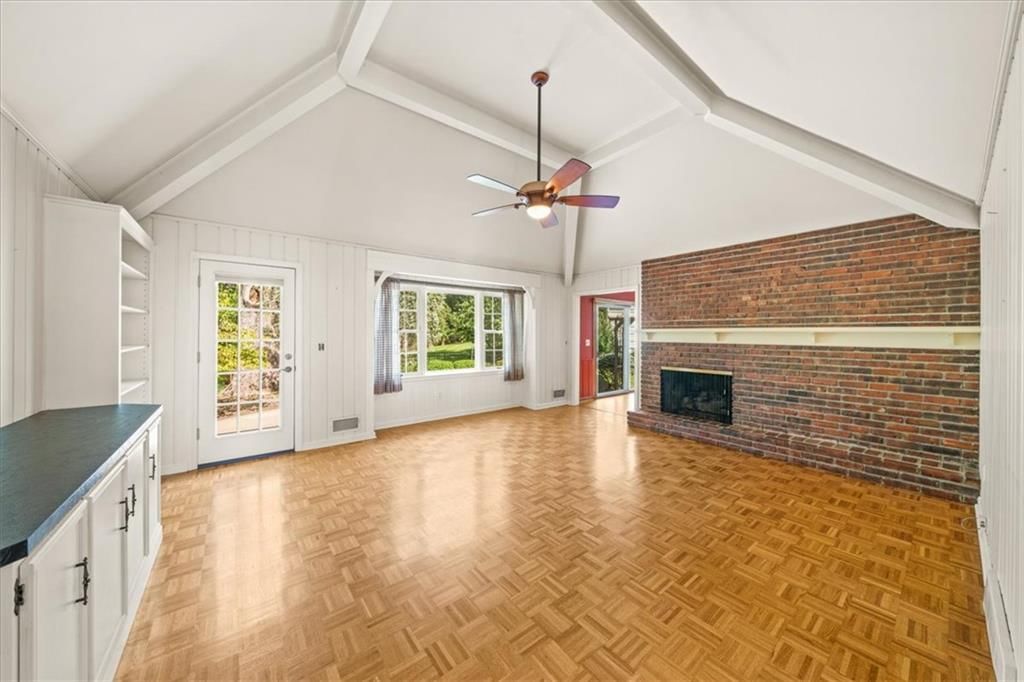 8124 Granada Road — photo 11
