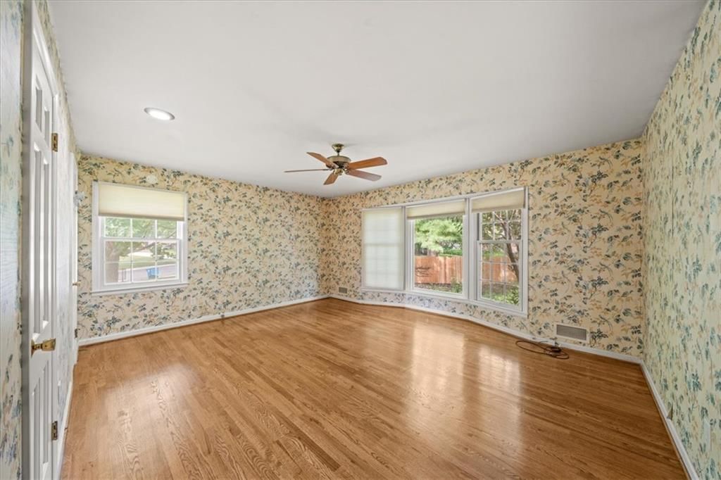 8124 Granada Road — photo 14