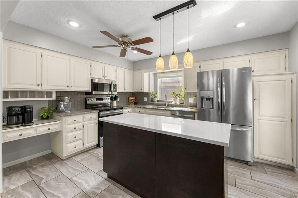 405 N Mesquite Street — photo 11