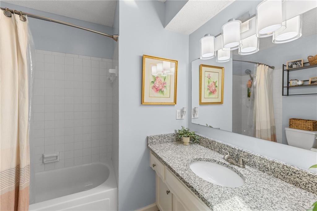 405 N Mesquite Street — photo 17
