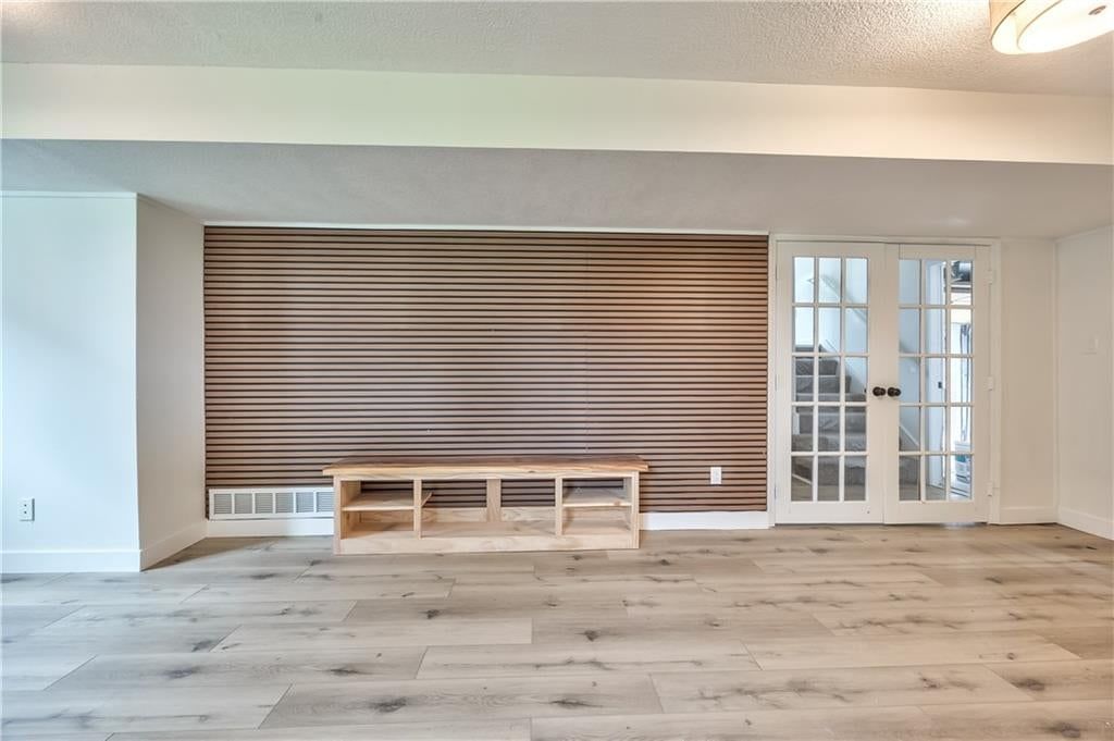 Photo 23 of 33 - 1105 Brookside Place, Raymore, MO 64083
